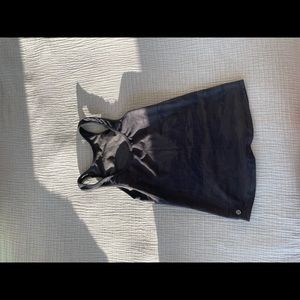 Lululemon camo print tank